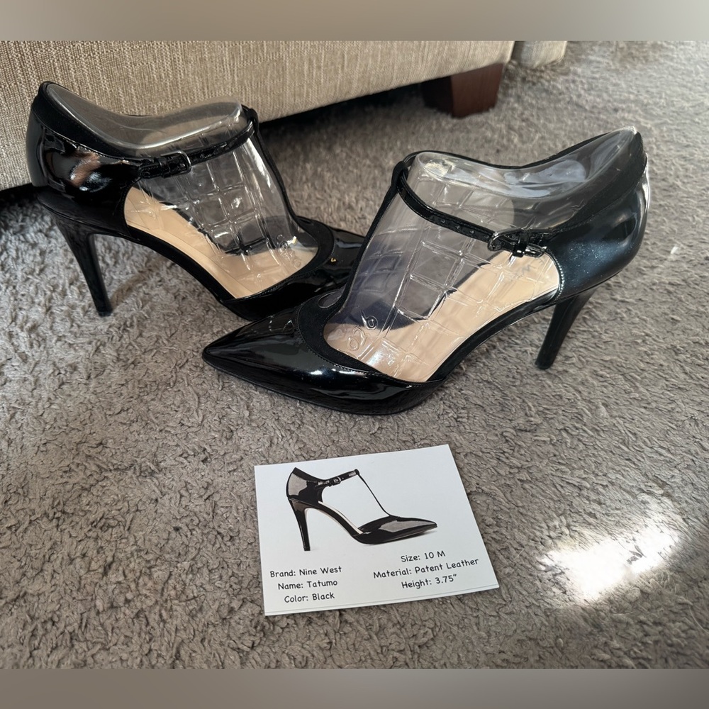 Nine West T-strap Pump - size 10